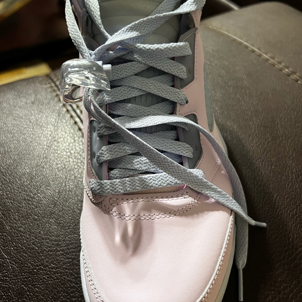New Jordan 5 Regal Pink size 8.5